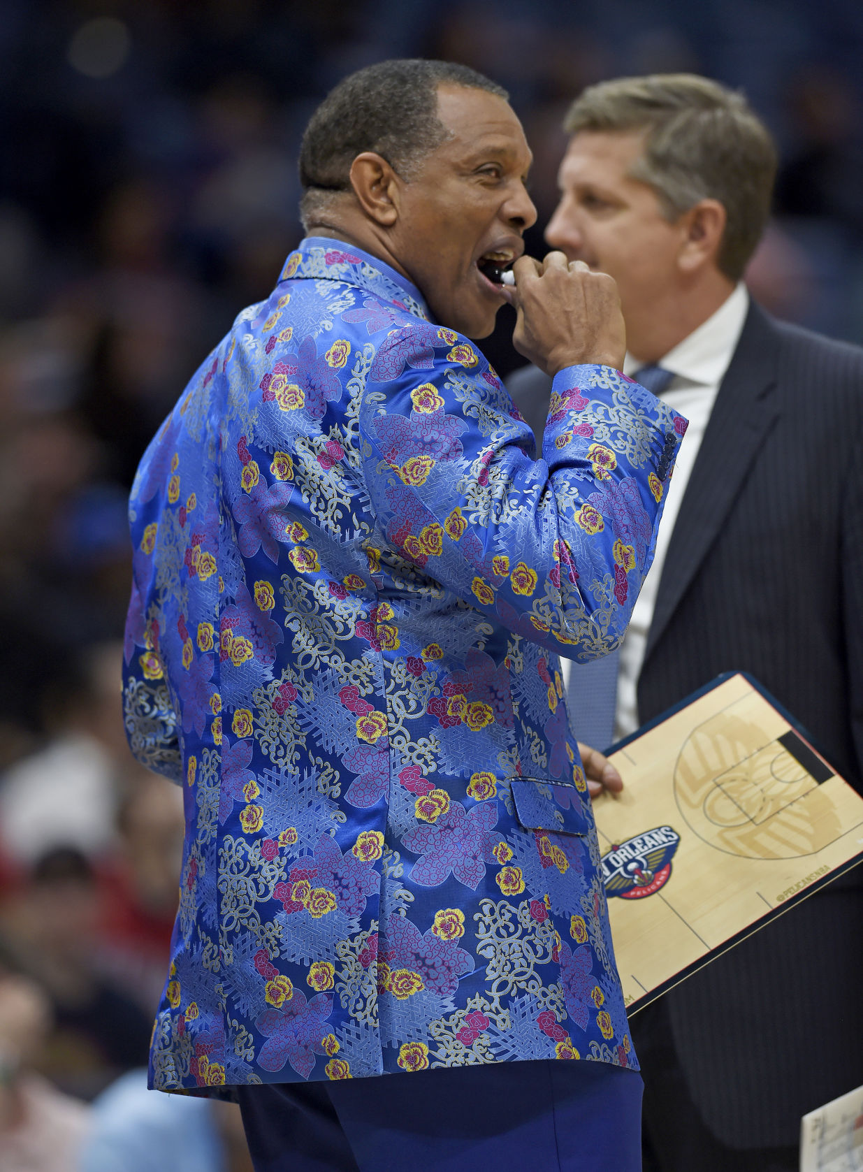 NO.pelicansclippers.120418.0013.JPG
